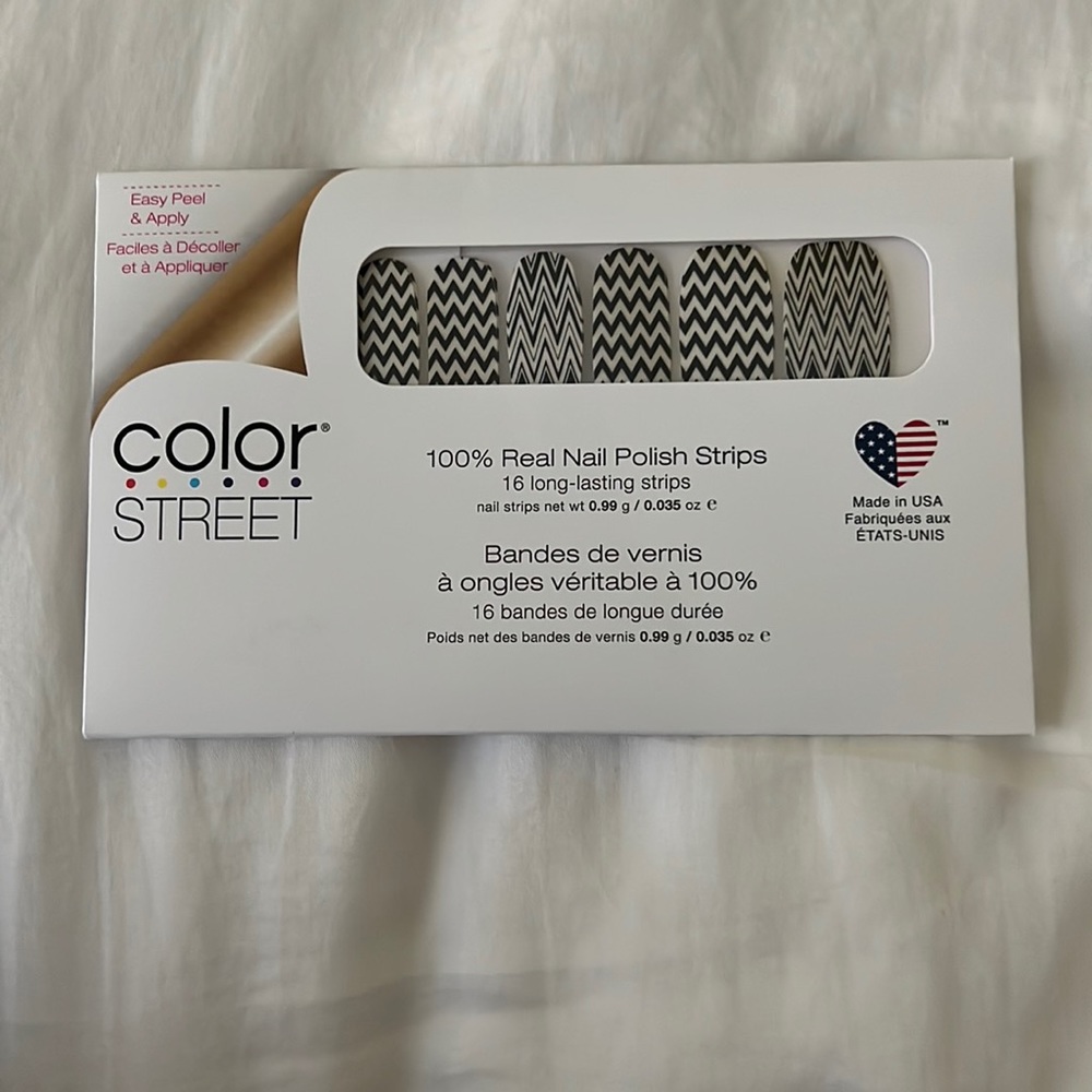 Color street nail polish strips- keep calm and chevron